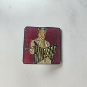 Vintage David Bowie Metal Square Pin Back Glam Rock New Wave 80s